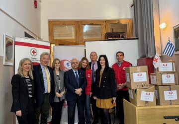 “proSfEEroume” supports Agia Anna High School in Evia with educational and pharmaceutical supplies